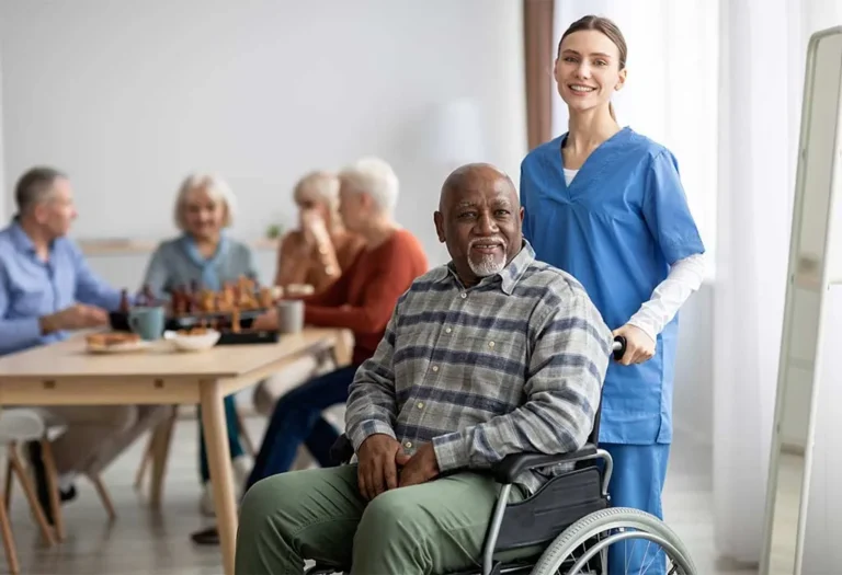 How to Choose a Personal Care Home for Seniors