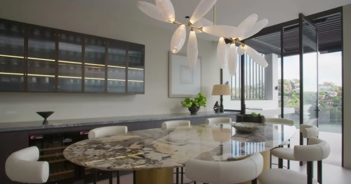 Keeping Your Home-Related Documents Updated: How ResidenceRenew.com Simplifies the Process
