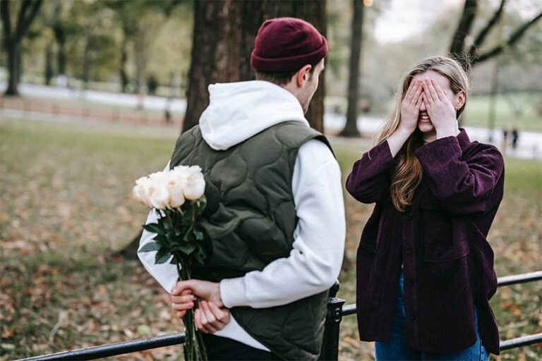 Gifting Flowers: A Beautiful Way to Say What Words Cannot
