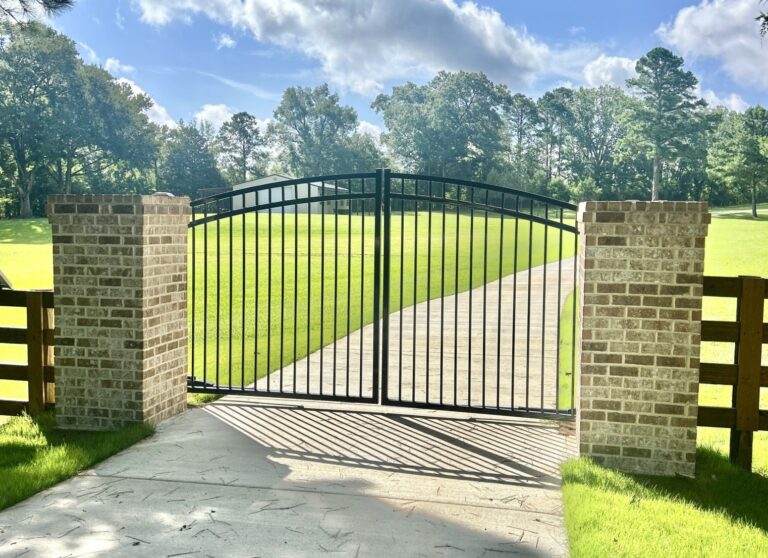 How Innovative Gate Solutions Transform Commercial Spaces